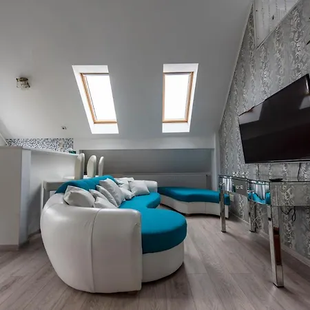 Enygma Penthouse דירה *